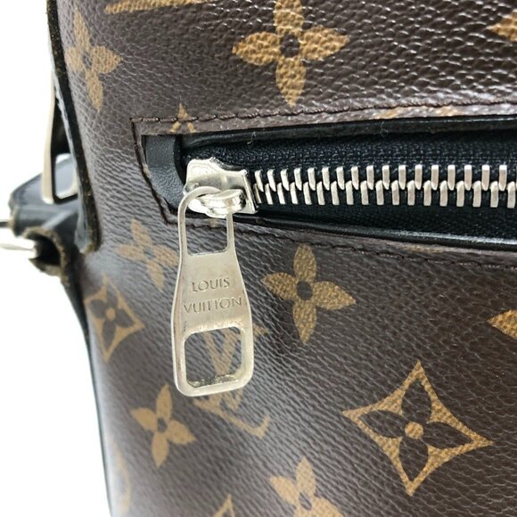 LOUIS VUITTON Black Monogram Canvas Shoulder Bag - Picture 10 of 16